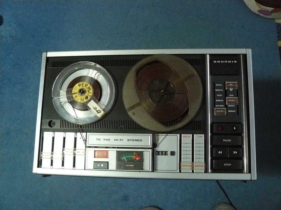 Statii emisie si Magnetofon Grundig 745(akai teac