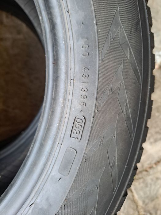 Cauciucuri iarna Nokian 205 60 16