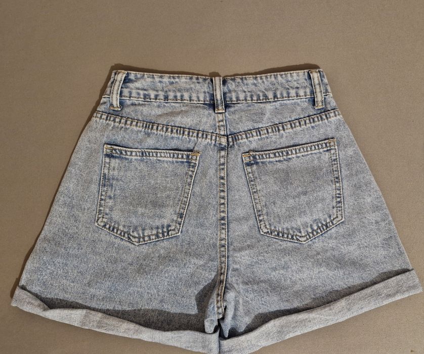 Чисто нови къси панталони SHEIN