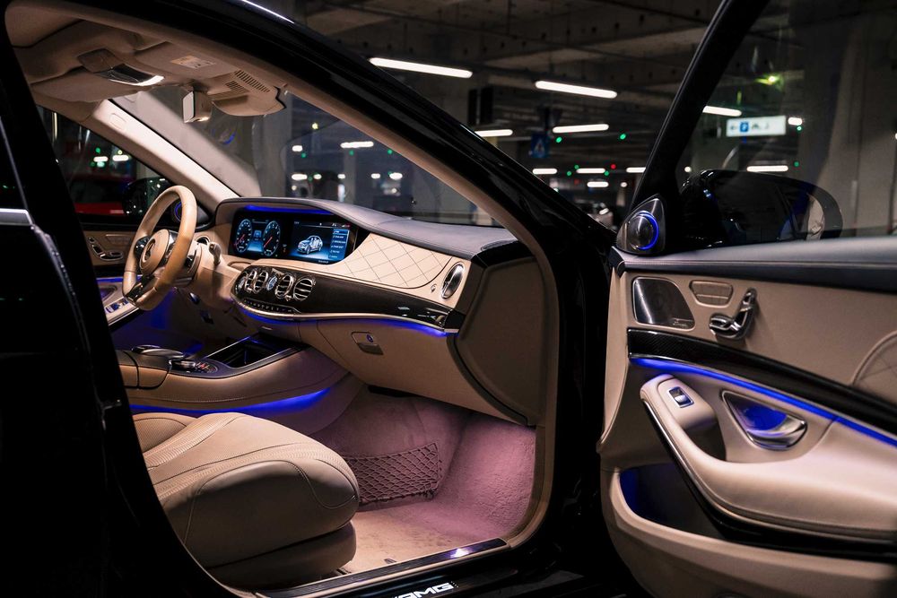 Mercedes-Benz S63 AMG Carbon 4.0 V8 BiTurbo 613CP