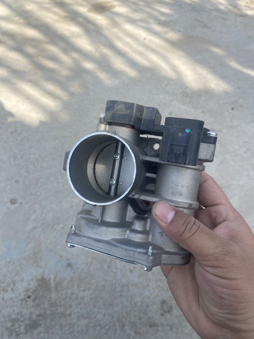 дроссельная заслонка ваз 2190