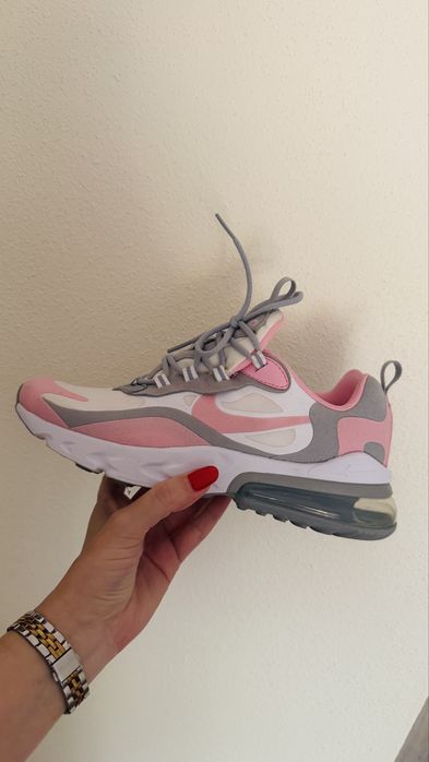 Nike Air Max 270 React