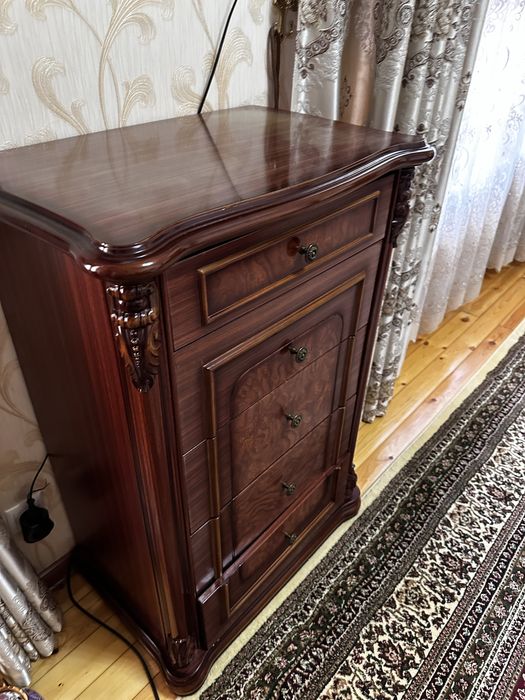 Yotoqxona garnitur (spalni)