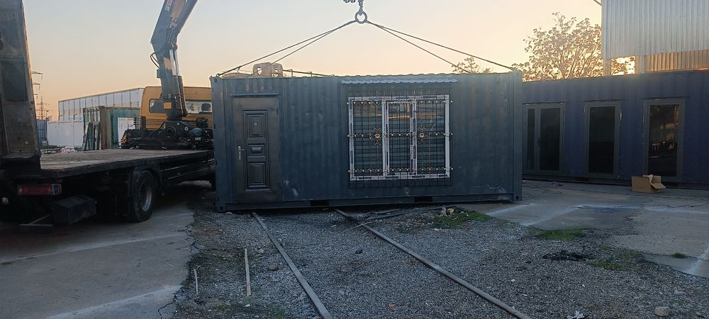 Контейнеры под офис мобильный домик