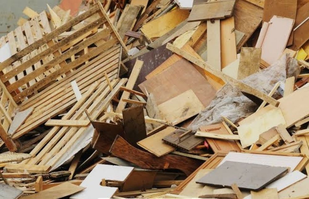 Заберу бесплатно на дрова доски б/у шкафы,стенки,