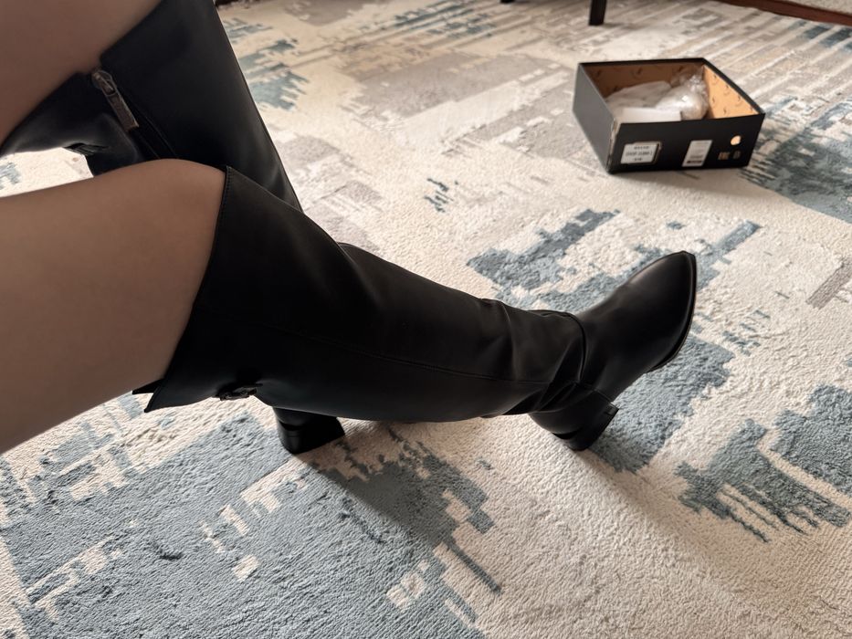 Продам новые ботфорты/сапоги