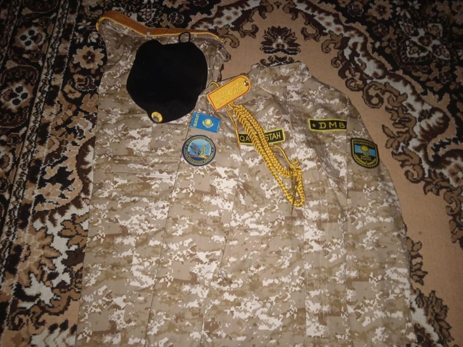 Продам дембельскую одежду