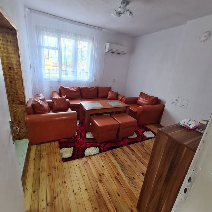 Къща под наем с. Цалапица