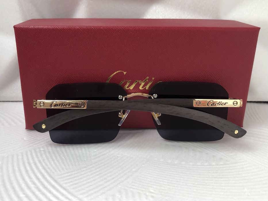 Мъжки слънчеви очила дървени дръжки 4 цвята