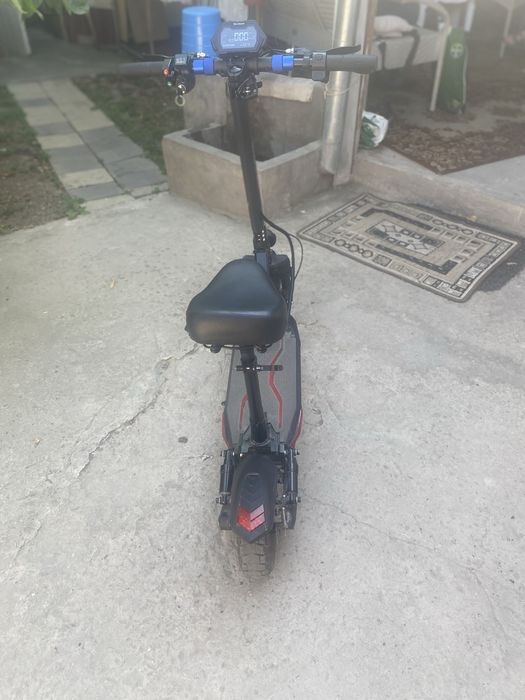 Электросамокат SpeedMax