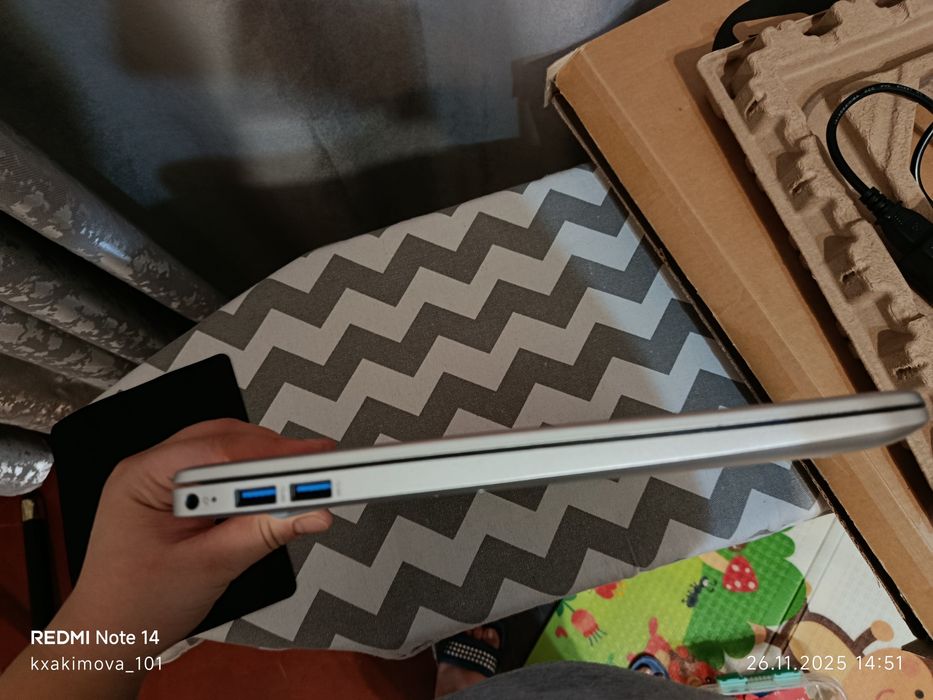 Срочно! Ноутбук HP 15S PREMIUM