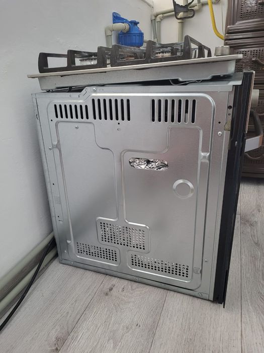 Встраиваемая духовка