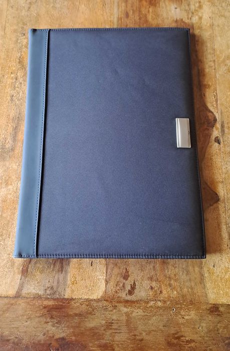 папка луксозна за документи кожена синя Марксман Marksman Размер А4