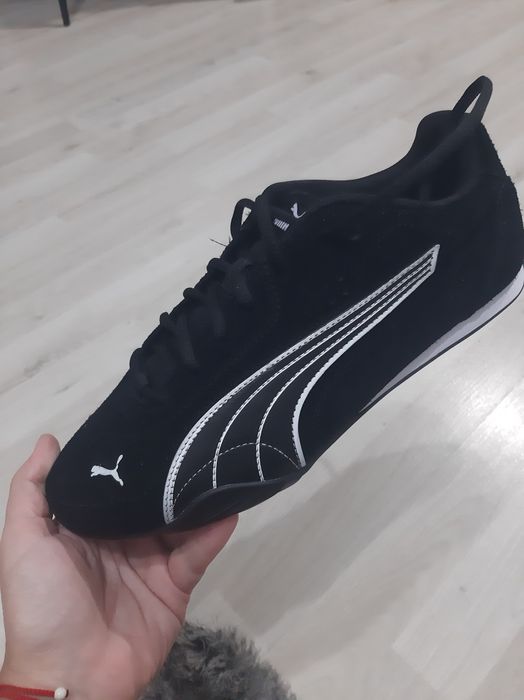 Adidasi nr 40.5 noi puma