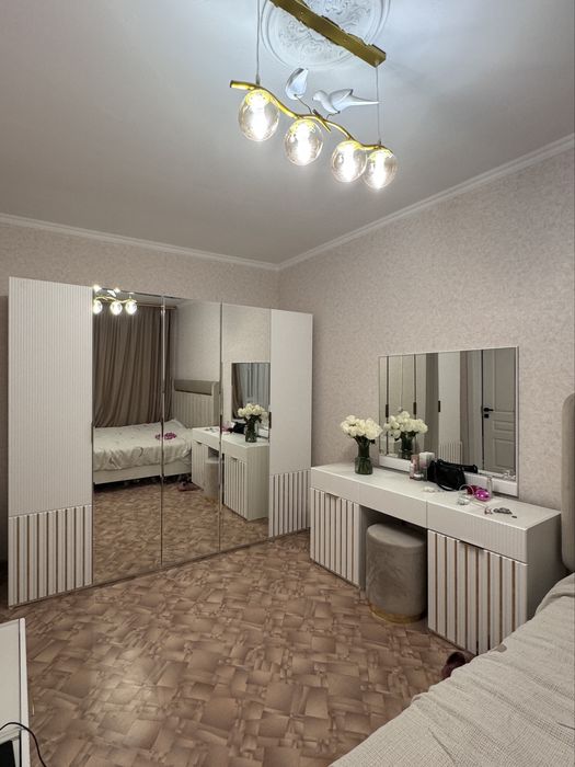 Спальный гарнитур