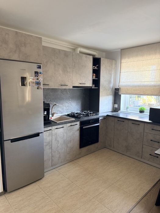 Apartament 2 camere | Coresi – Tractorul | 52 mp + balcon | Mobilat complet | Loc de parcare + boxă