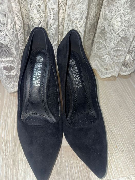 Продам туфли 37 размер