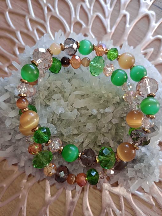 Гривни ръчно направени с доставка BOX NOW