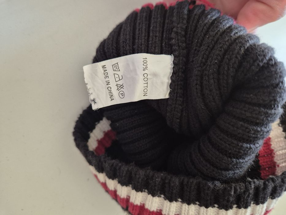 Детска шапка маркова