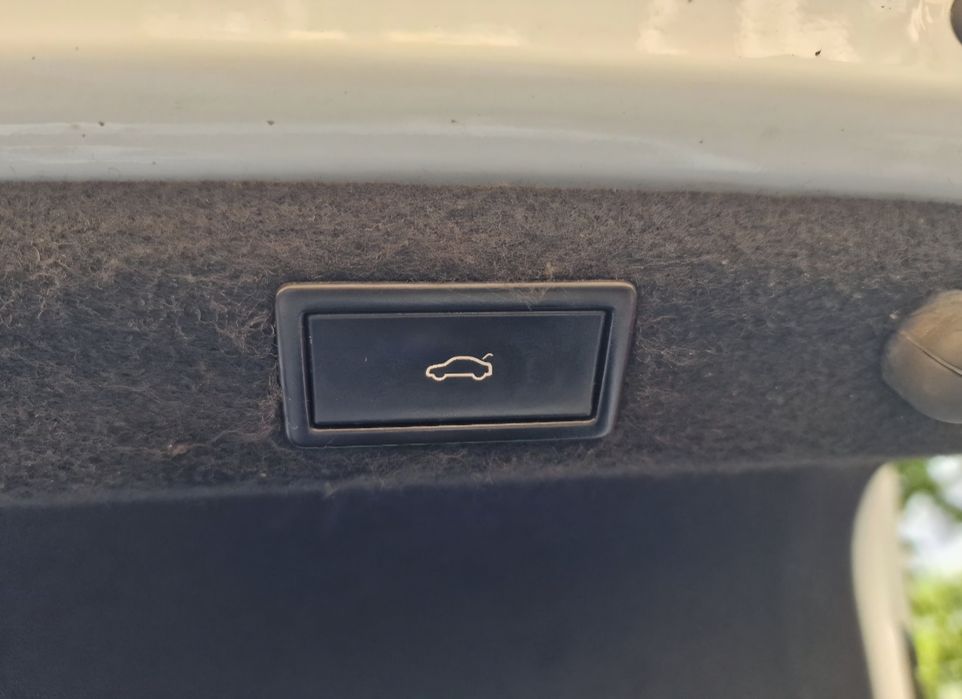 Skoda Superb Laurin&Klement  Portbagaj Electric Keyless Piele Maro Canton Navigatie Mare Dsg Distronic
