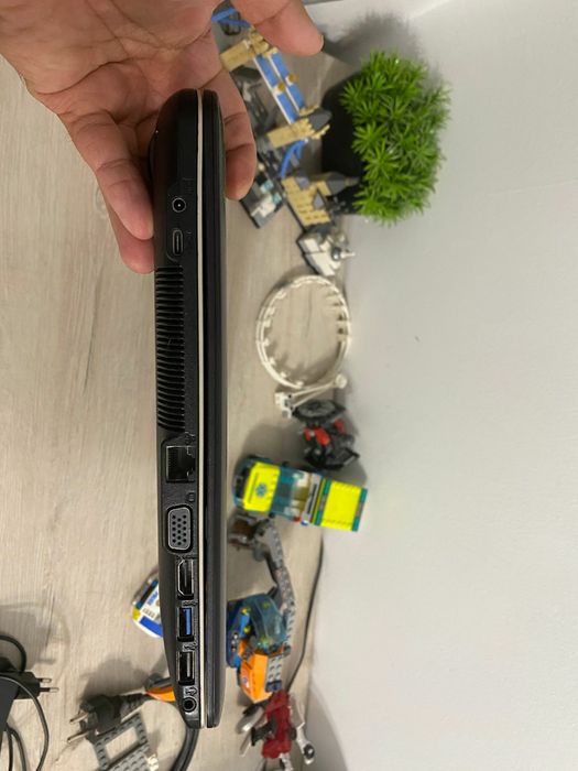 ASUS SonicMaster AMD QuadCore/OZU 4GB/SSD