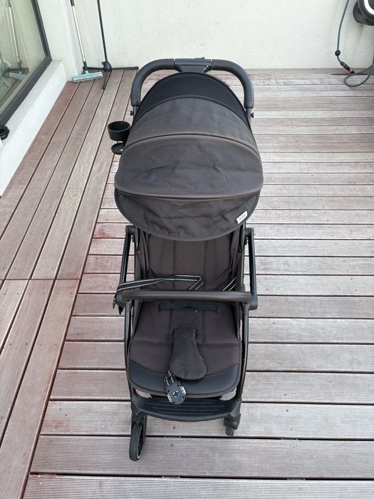 Carucior Leclerc Magic Fold Plus Black plus husa de iarna Leclerc
