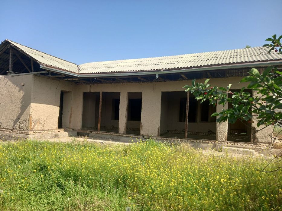 Уй сотилади тўлиқ битмаган