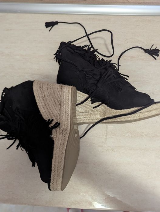 Дамски обувки еспадрили на платформа