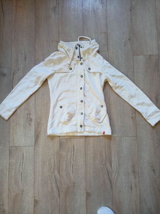 Жилетки три броя