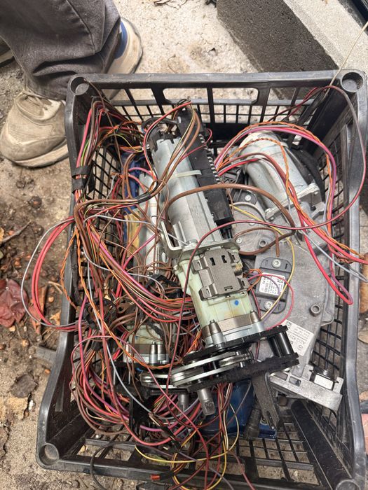 Motorase motoras stanga dreapta hayon haion electric vw Passat B6 B7
