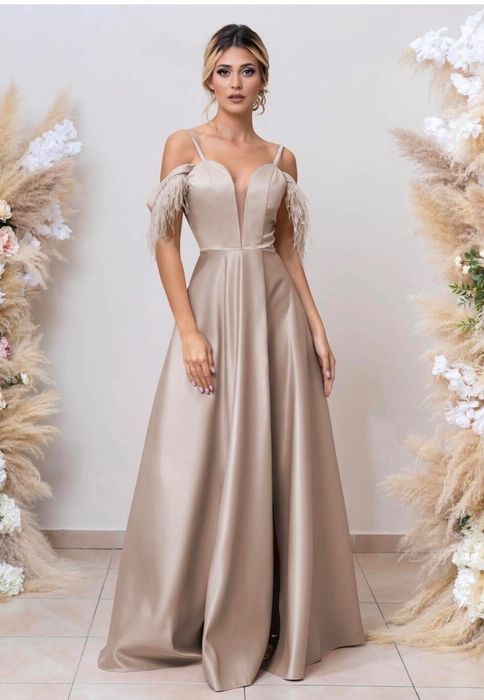 Официална рокля размер - М