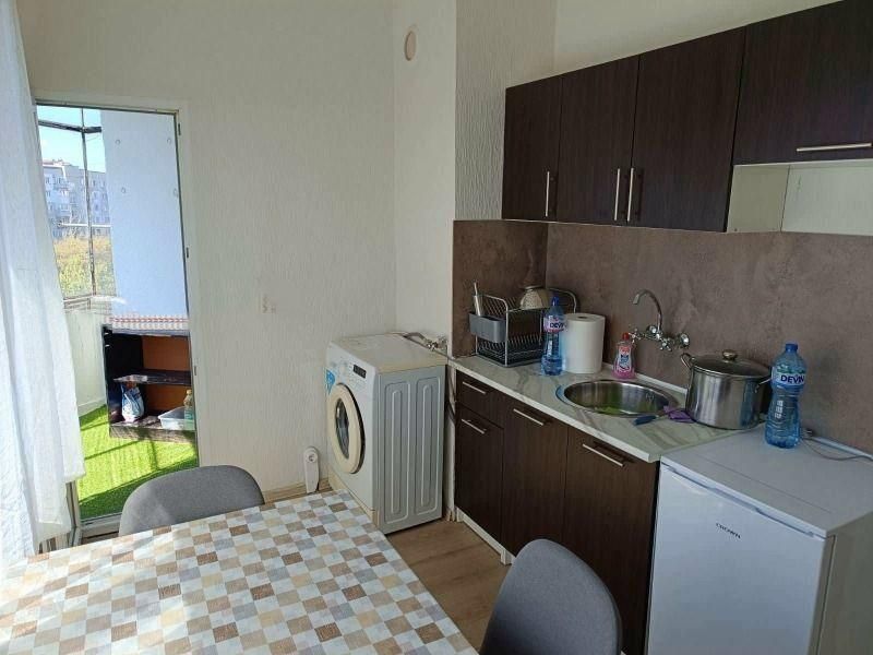 Дава се под наем Едностаен апартамент в София, Стрелбище - 55 кв.м за 497.25 € - Снимка #3