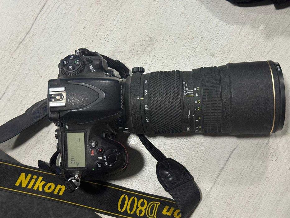 Nikon D800 +Объективы 3шт