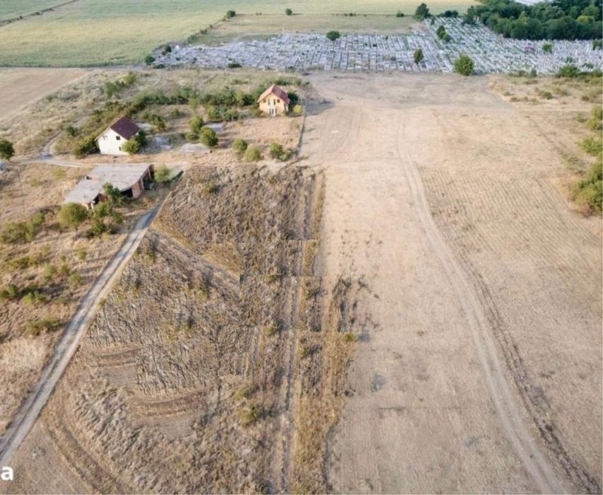 Teren intravilan 2980 mp in Gradiste sau schimb cu masina + - dif