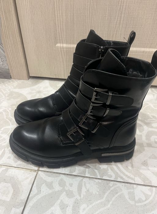 Ботинки женские 41 размер