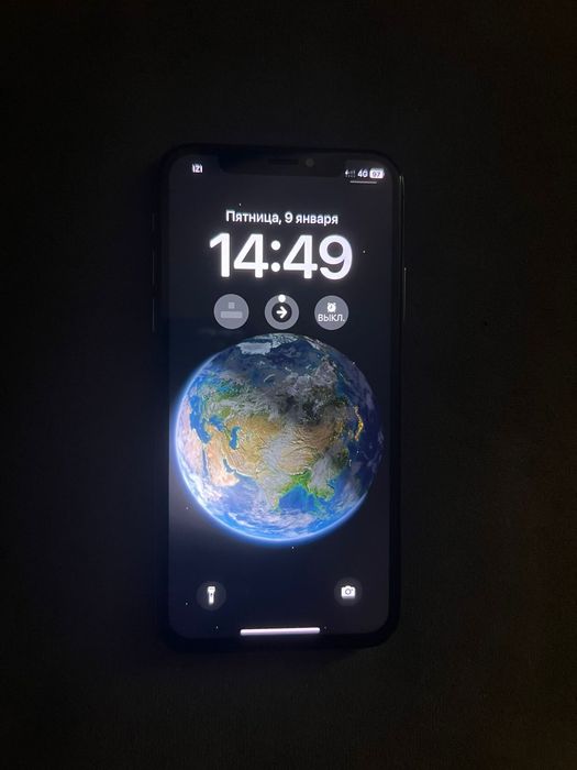 Продам iPhone Xs