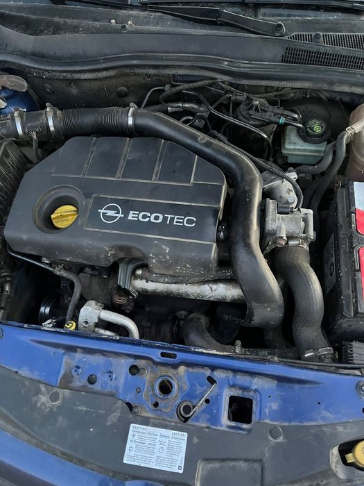 Dezmembrez opel astra h 1.7 cdti 74kw 101 cp