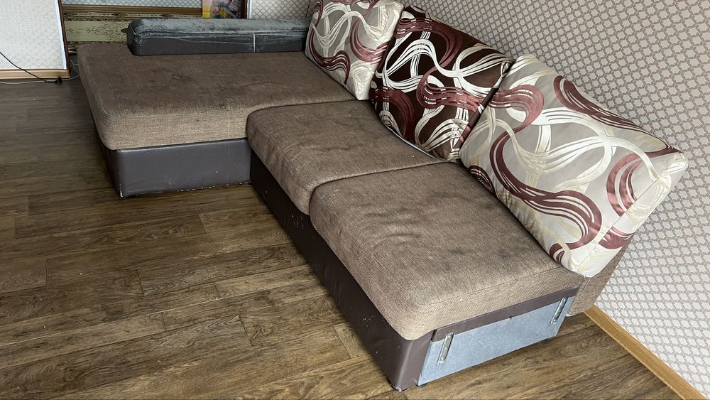 Продаю угловой диван Беларусь