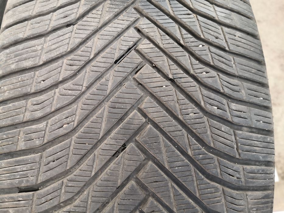 255 45 20 цола гуми Michelin dot 24