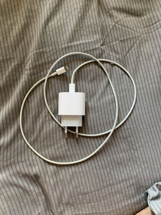 Iphone зарядка оригинал