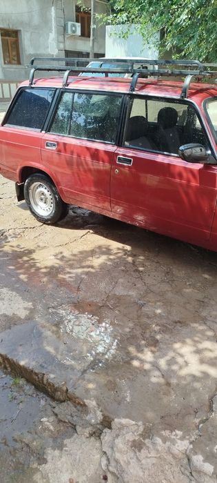 Jiguli 04 1990 yil yurib turgan moshina