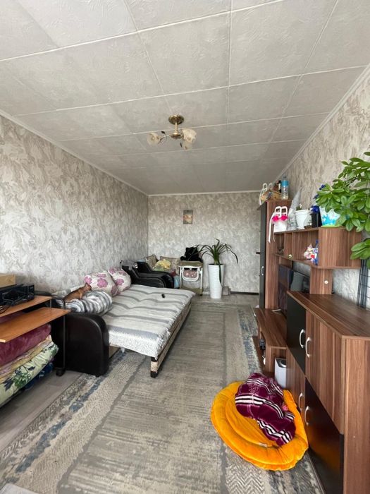 Продаю квартиру !!