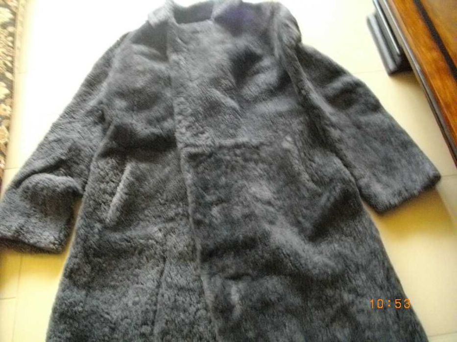 Продавам две кожени  палта  от агнешка кожа финни обработка на кожата