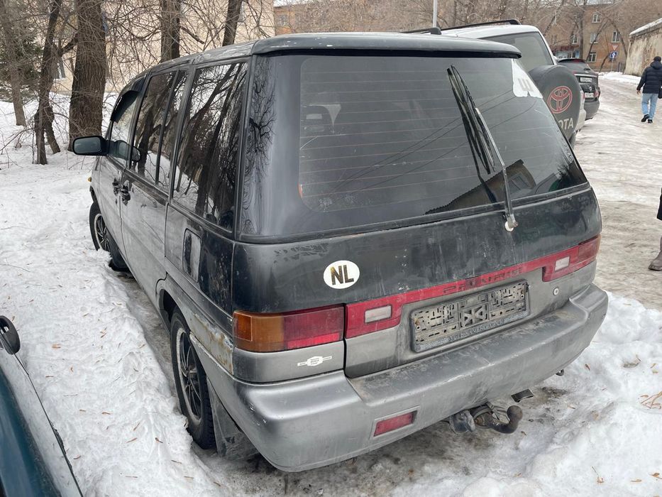 Продам Ниссан Прерия