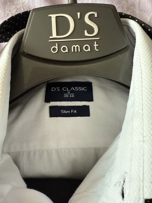 Костюм за официални събития