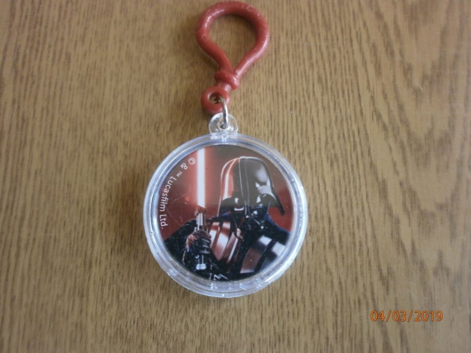 Чорапче и ключодържател star wars
