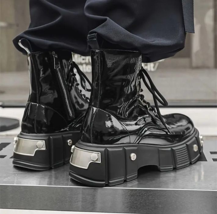 Bocanci gen New Rock Moderni