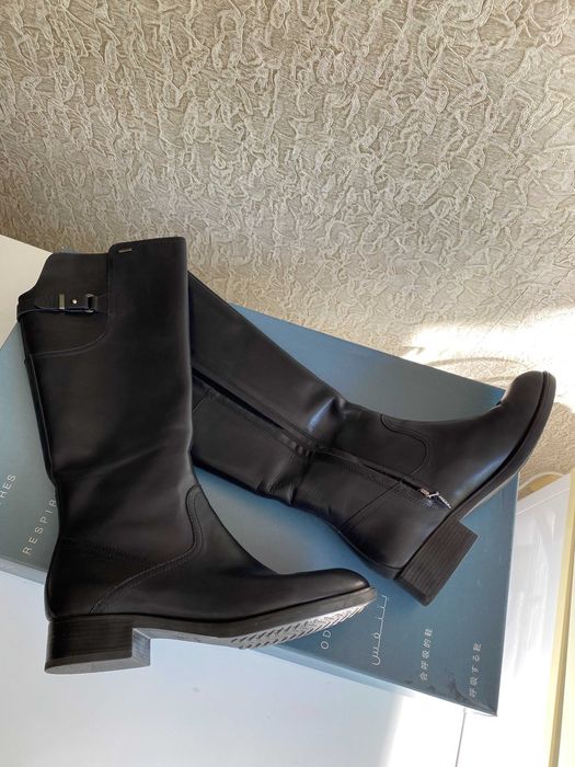 Женские сапоги кожаные