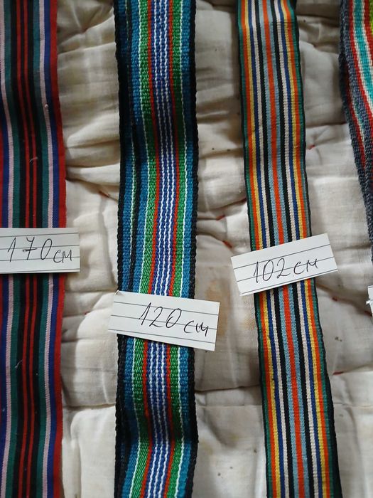 Тъкан колан . . .