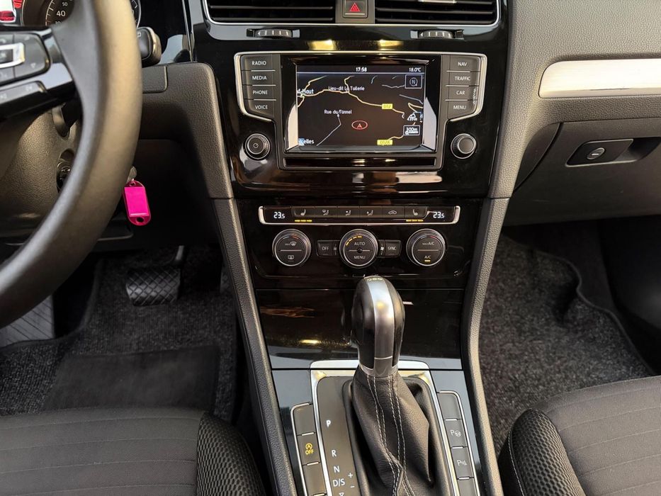 Volkswagen Golf 7 Variant/1.6 TDI/Automat/Navi/